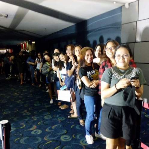 Excited Ji Chang Wook Filipino fans lined up outside the cinema